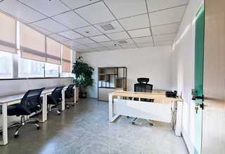 汽车尾灯打胶机设备采购